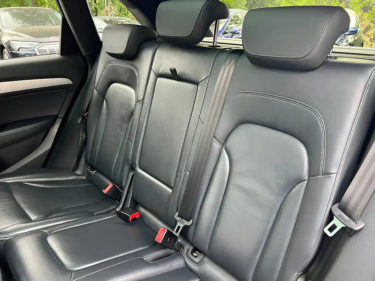 Used 2015 Audi Q5 S Line Plus Grey - Interior and Exterior details 14