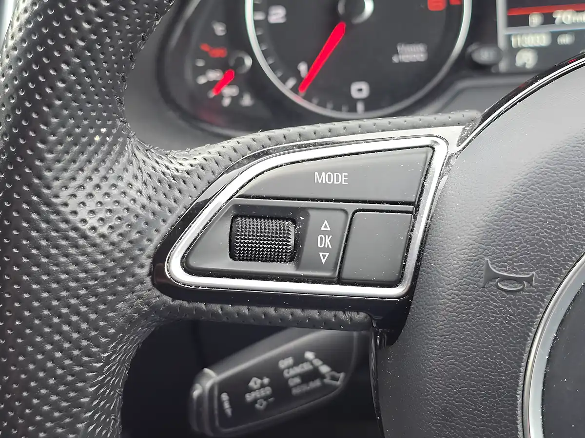 Used 2015 Audi Q5 S Line Plus Grey - Interior and Exterior details 15