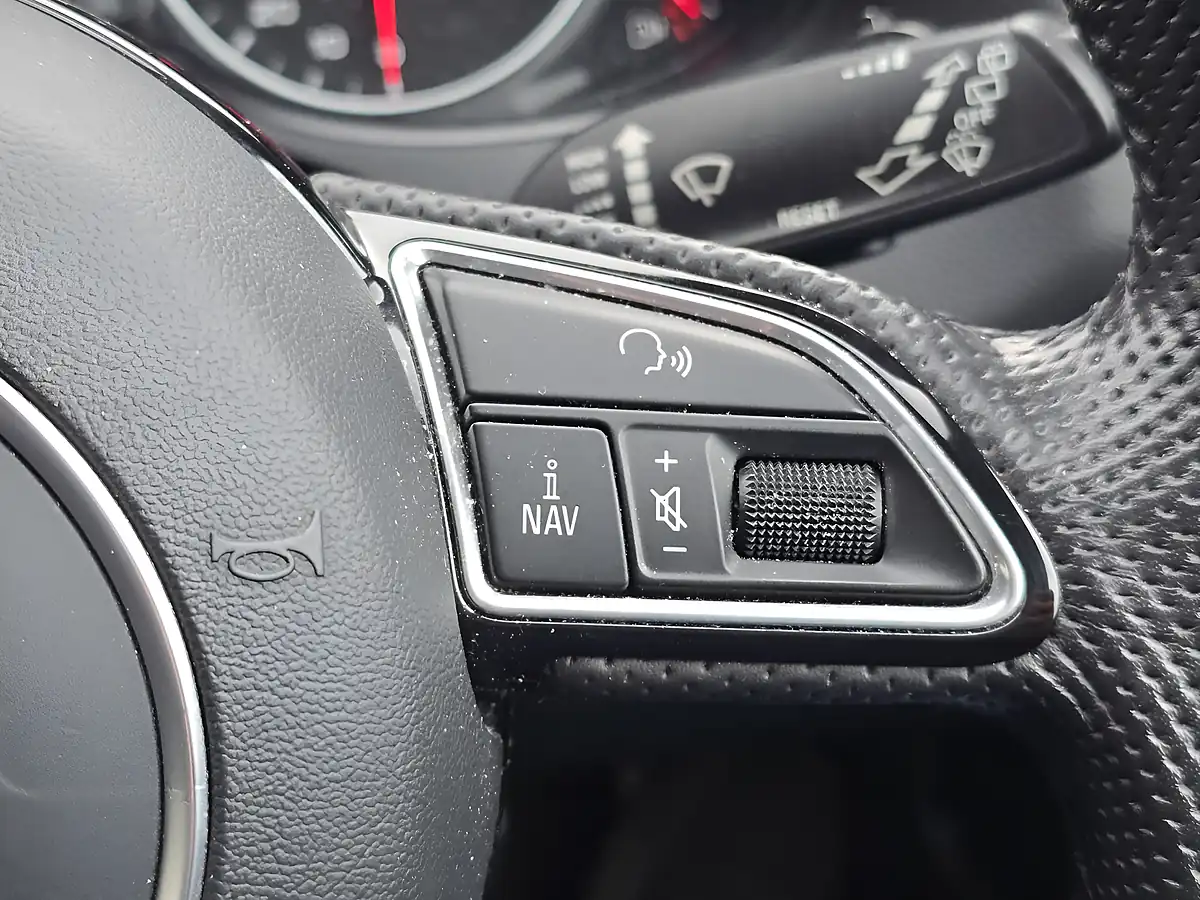 Used 2015 Audi Q5 S Line Plus Grey - Interior and Exterior details 17