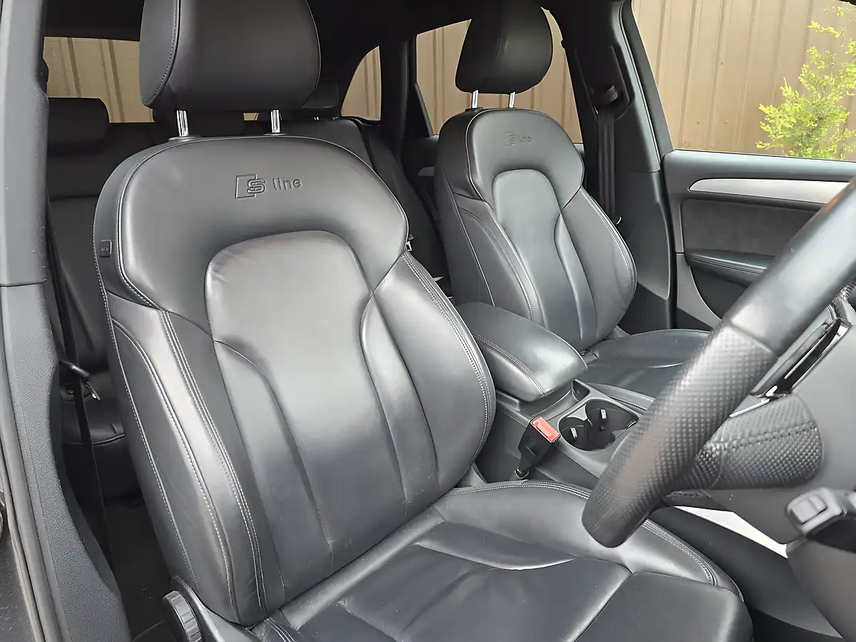Used 2015 Audi Q5 S Line Plus Grey - Interior and Exterior details 6