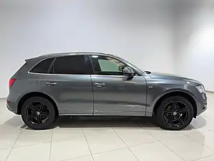 Used 2015 Audi Q5 S Line Plus Grey - Interior and Exterior details 9