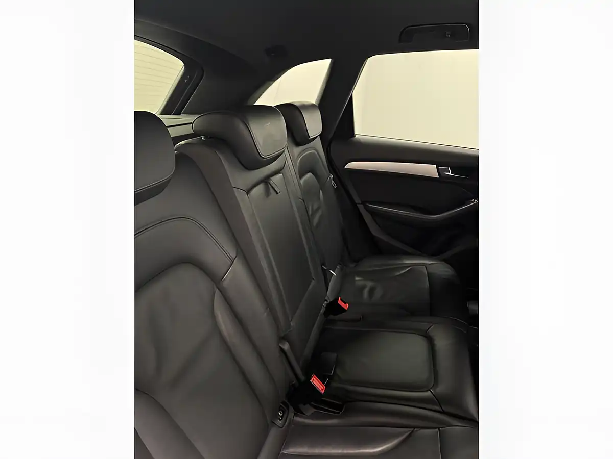 Used 2015 Audi Q5 S Line Plus Silver - Interior and Exterior details 13