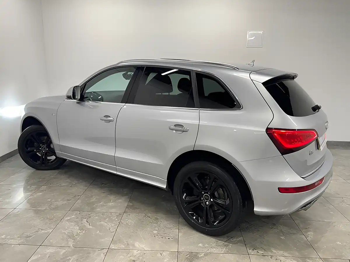 Used 2015 Audi Q5 S Line Plus Silver - Interior and Exterior details 6