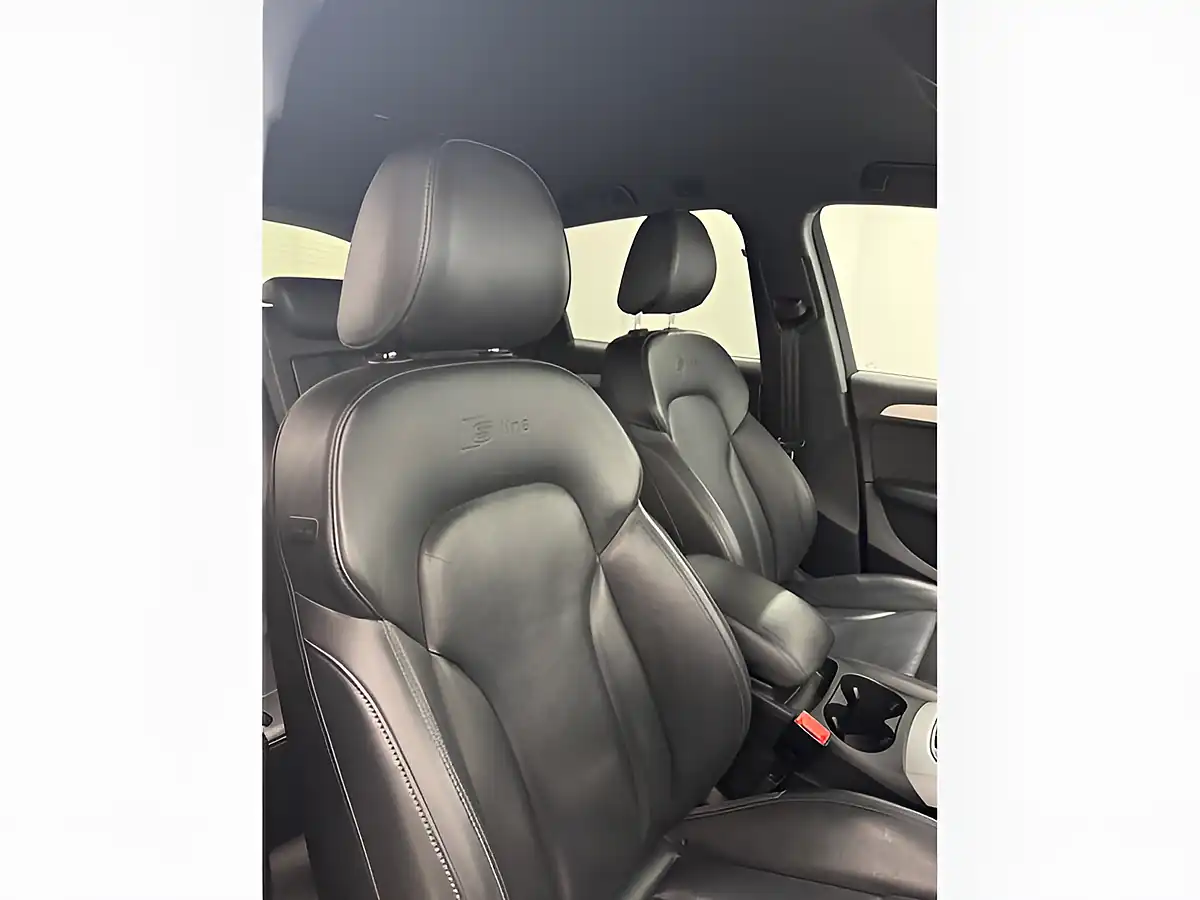 Used 2015 Audi Q5 S Line Plus Silver - Interior and Exterior details 9