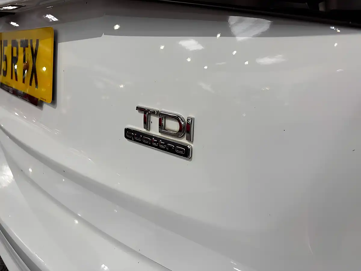 Used 2015 Audi Q5 S Line Plus White - Interior and Exterior details 11