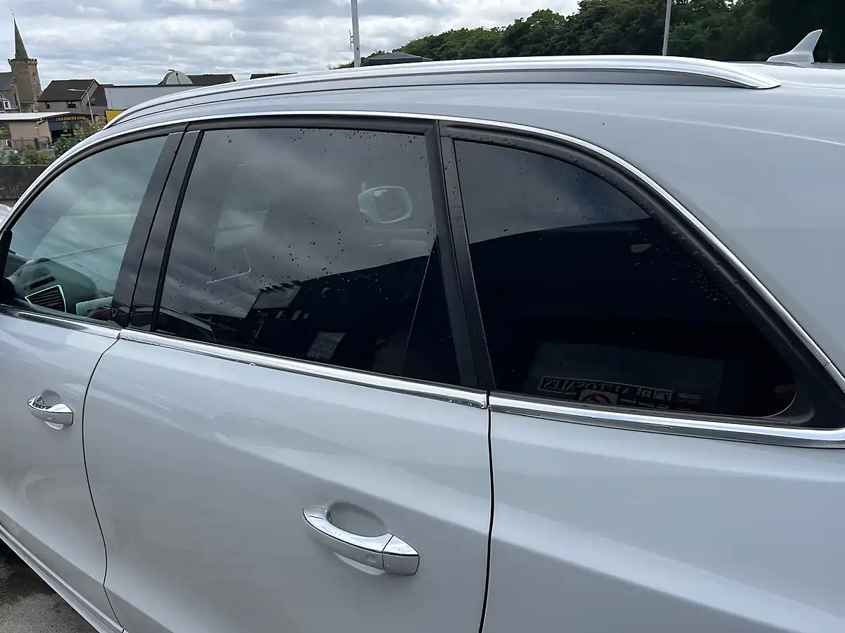 Used 2015 Audi Q5 S Line Plus White - Interior and Exterior details 10