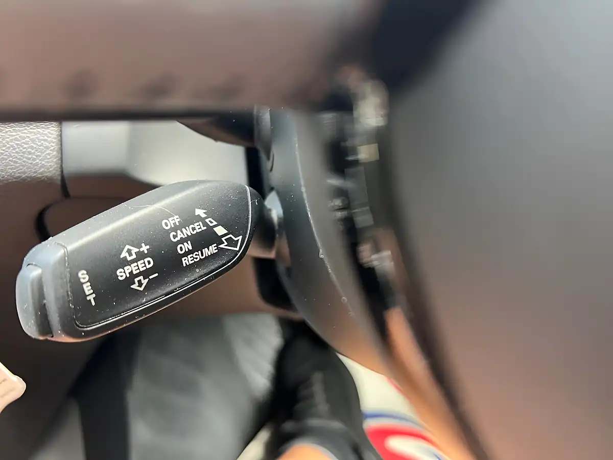 Used 2015 Audi Q5 S Line Plus White - Interior and Exterior details 15