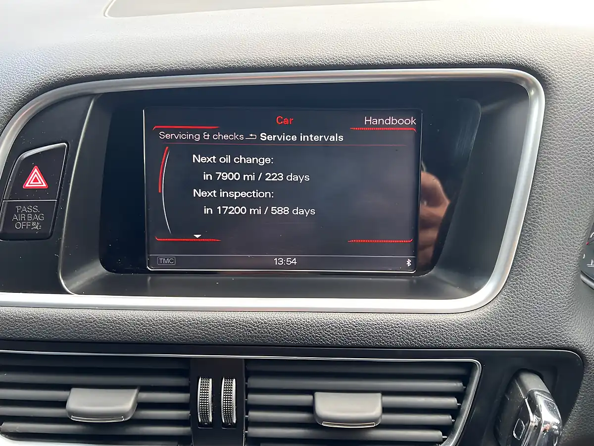Used 2015 Audi Q5 S Line Plus White - Interior and Exterior details 18