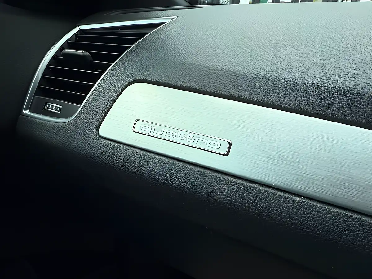 Used 2015 Audi Q5 S Line Plus White - Interior and Exterior details 18