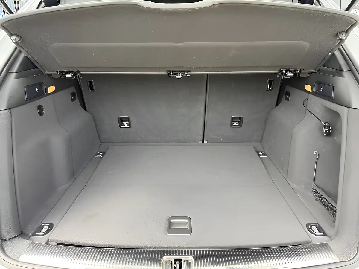 Used 2015 Audi Q5 S Line Plus White - Interior and Exterior details 20