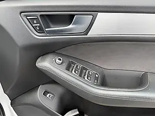 Used 2015 Audi Q5 S Line Plus White - Interior and Exterior details 9