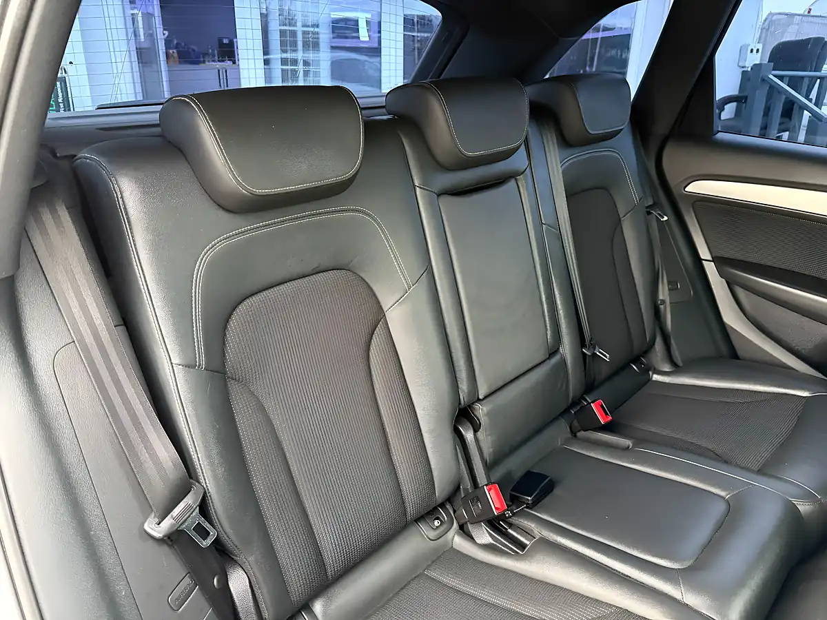 Used 2015 Audi Q5 S Line Plus White - Interior and Exterior details 4