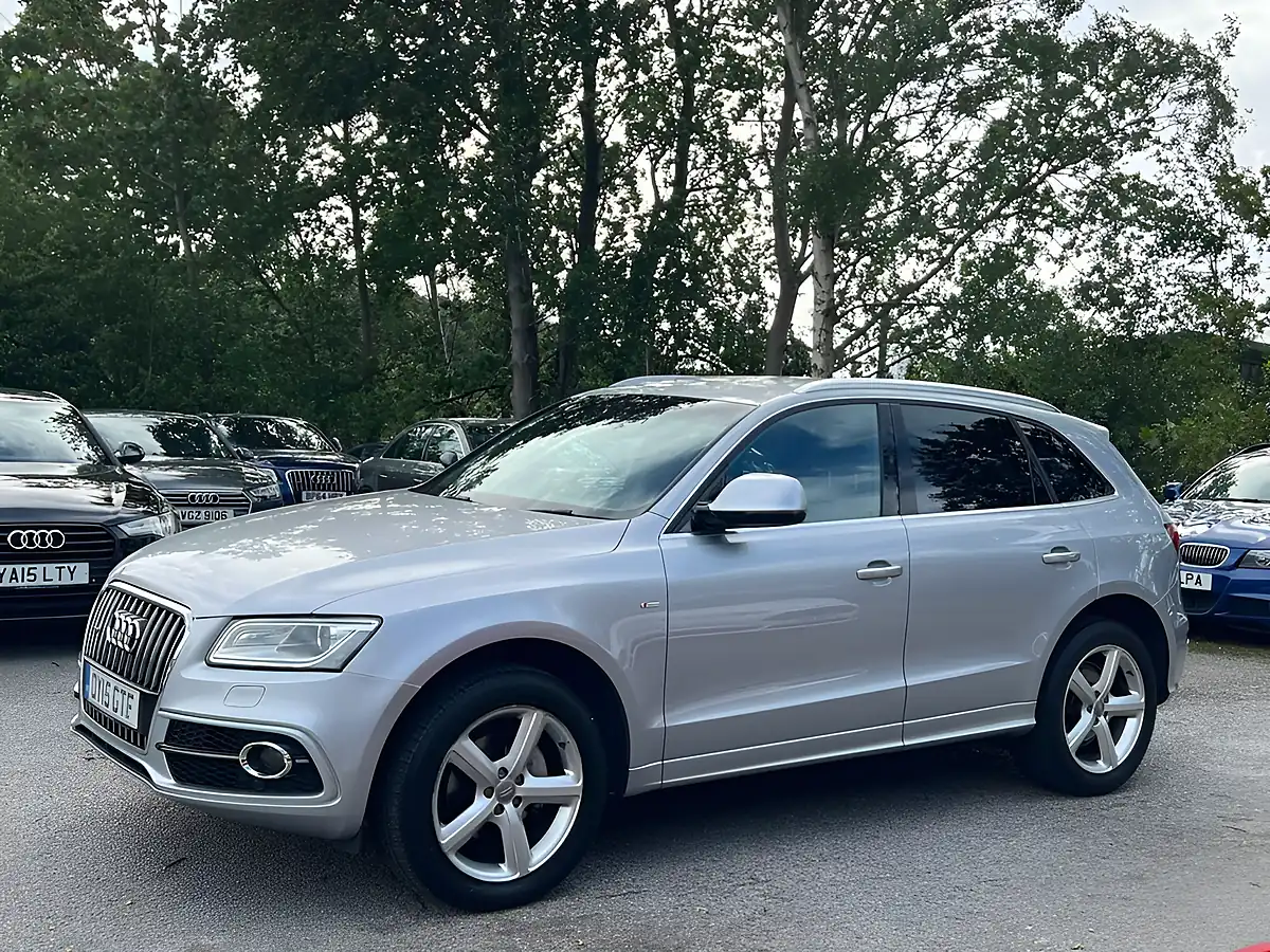 Used 2015 Audi Q5 S Line Silver - Interior and Exterior details 2