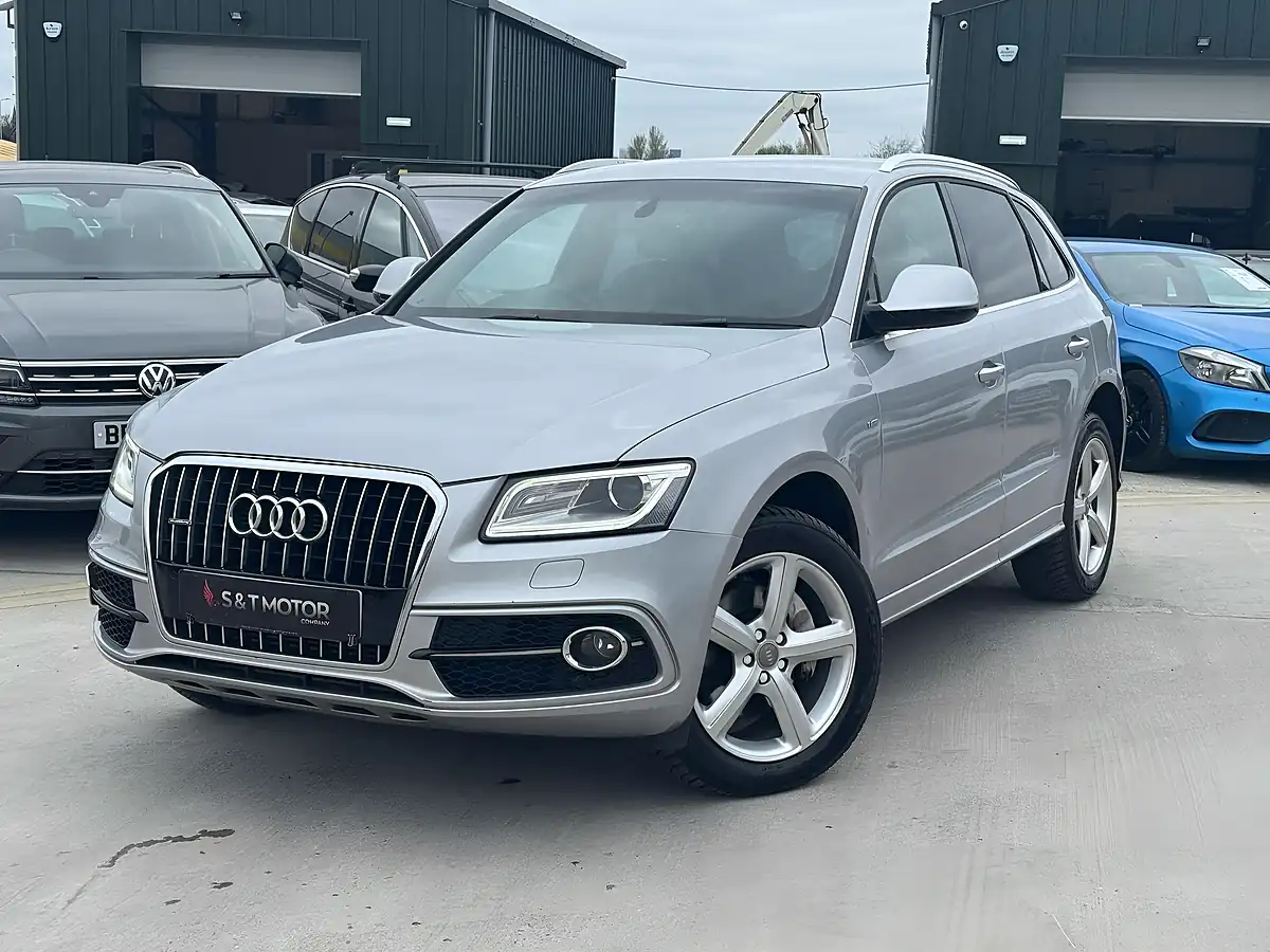 Used 2015 Audi Q5 S Line Silver - Interior and Exterior details 6