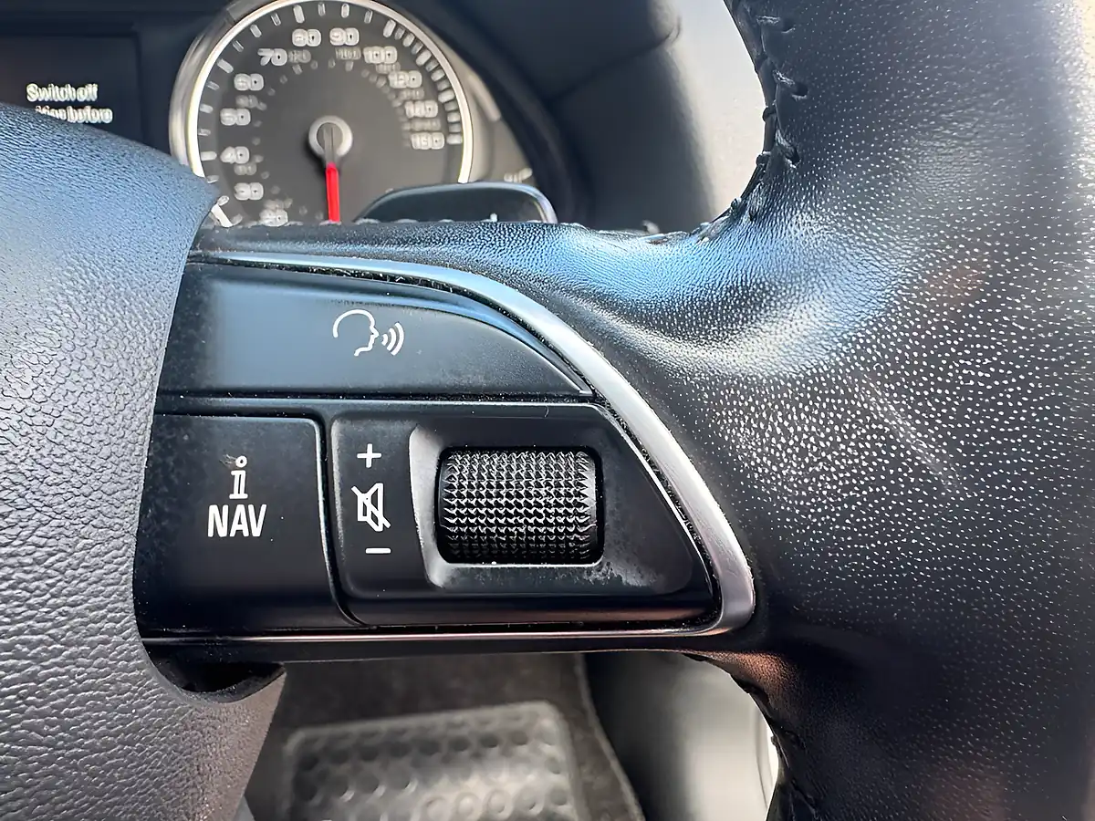 Used 2015 Audi Q5 Se White - Interior and Exterior details 20