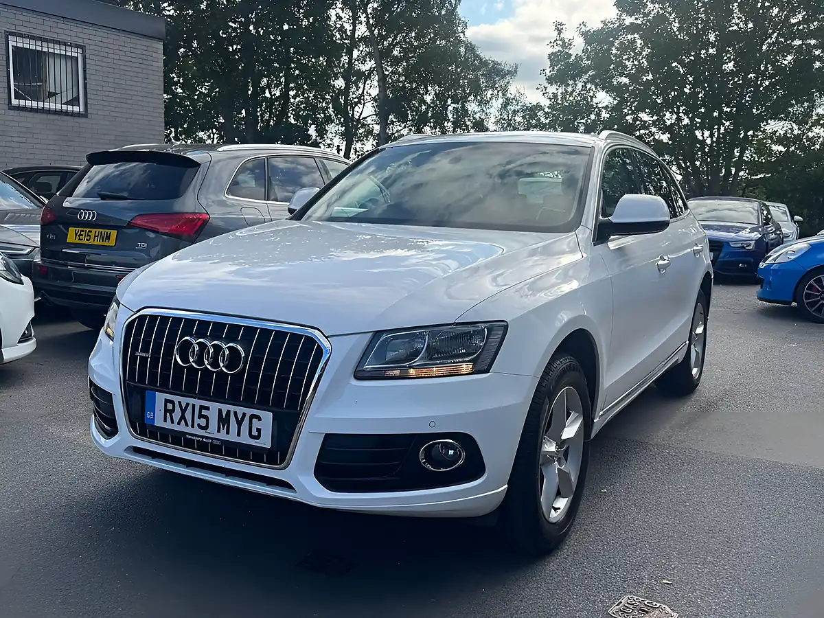 Used 2015 Audi Q5 Se White - Interior and Exterior details 5