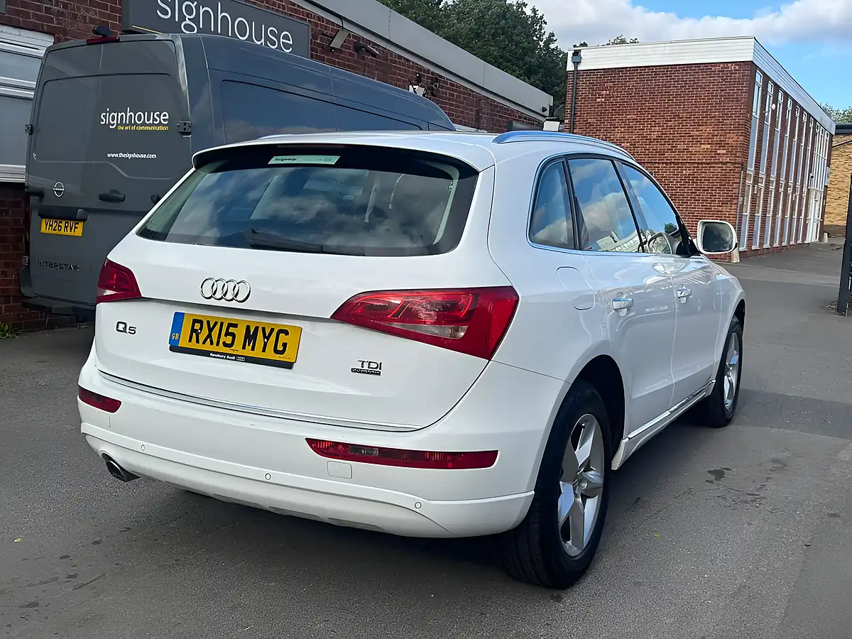 Used 2015 Audi Q5 Se White - Interior and Exterior details 7