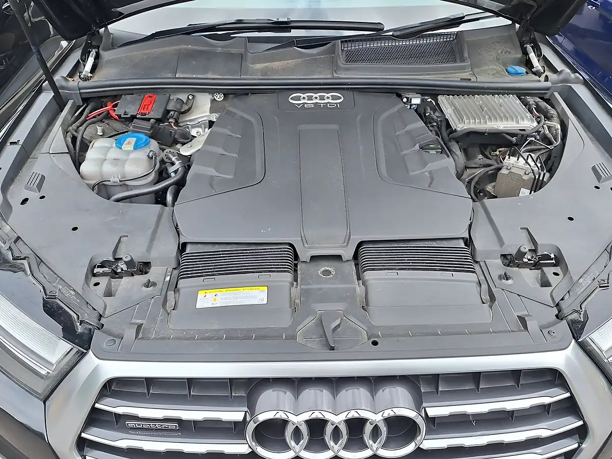 Used 2015 Audi Q7 S Line Black - Interior and Exterior details 20