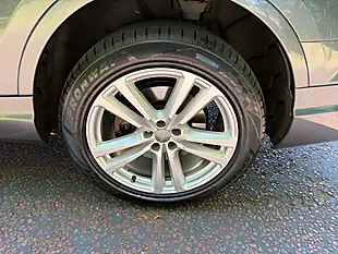 Used 2015 Audi Q7 S Line Grey - Interior and Exterior details 12
