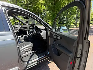Used 2015 Audi Q7 S Line Grey - Interior and Exterior details 7