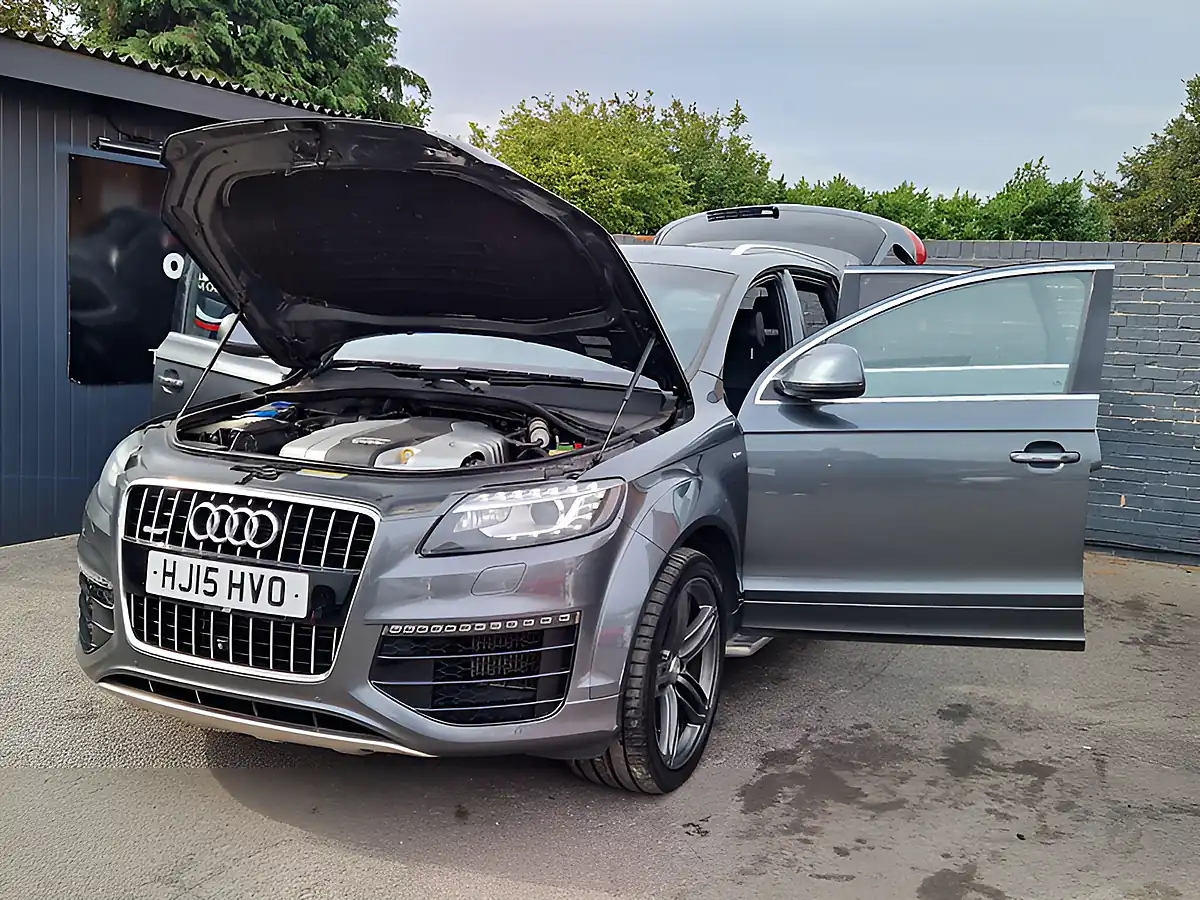 Used 2015 Audi Q7 S Line Sport Edition Grey - Interior and Exterior details 10