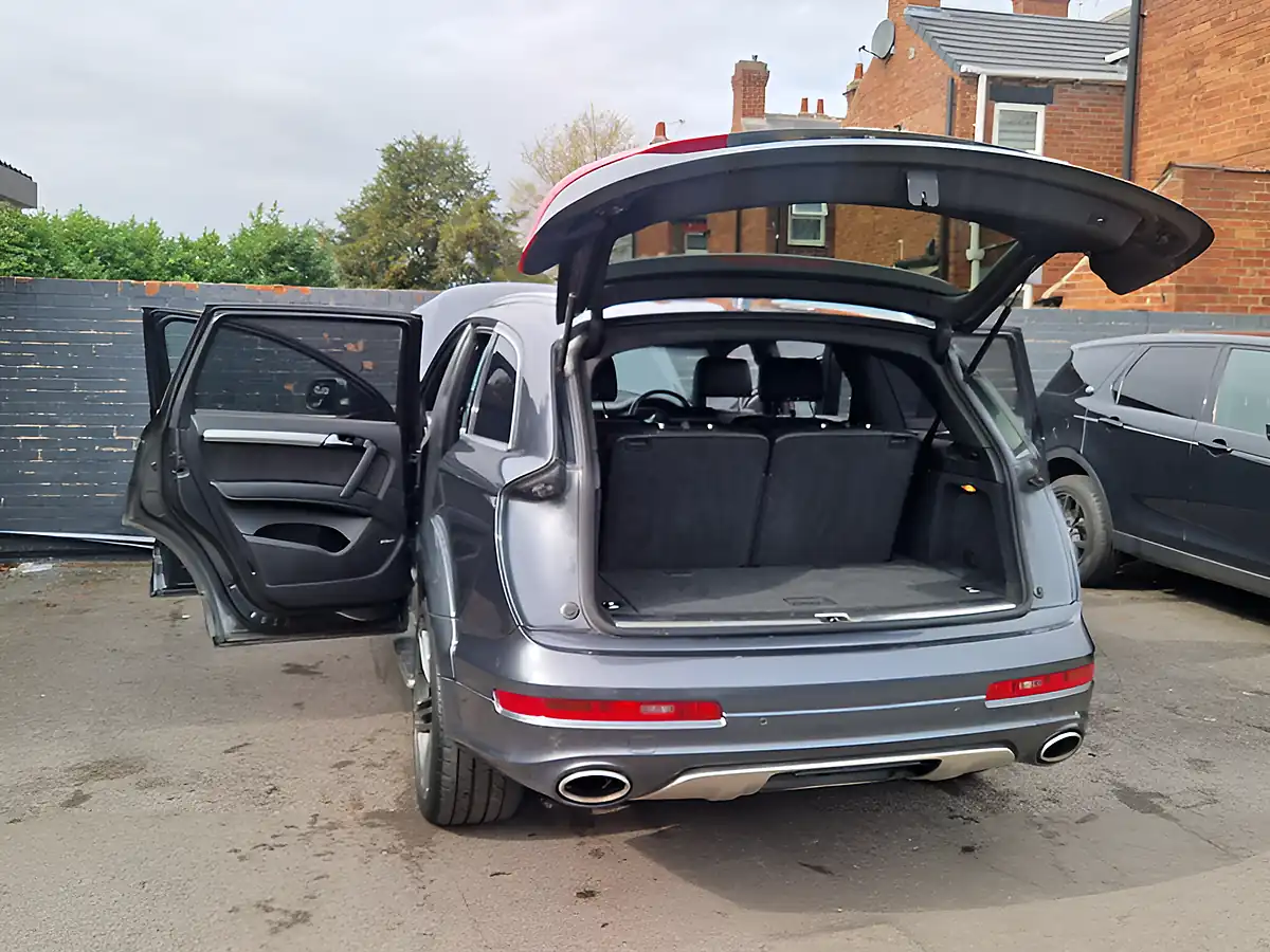 Used 2015 Audi Q7 S Line Sport Edition Grey - Interior and Exterior details 11