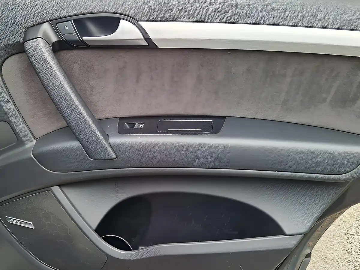 Used 2015 Audi Q7 S Line Sport Edition Grey - Interior and Exterior details 15