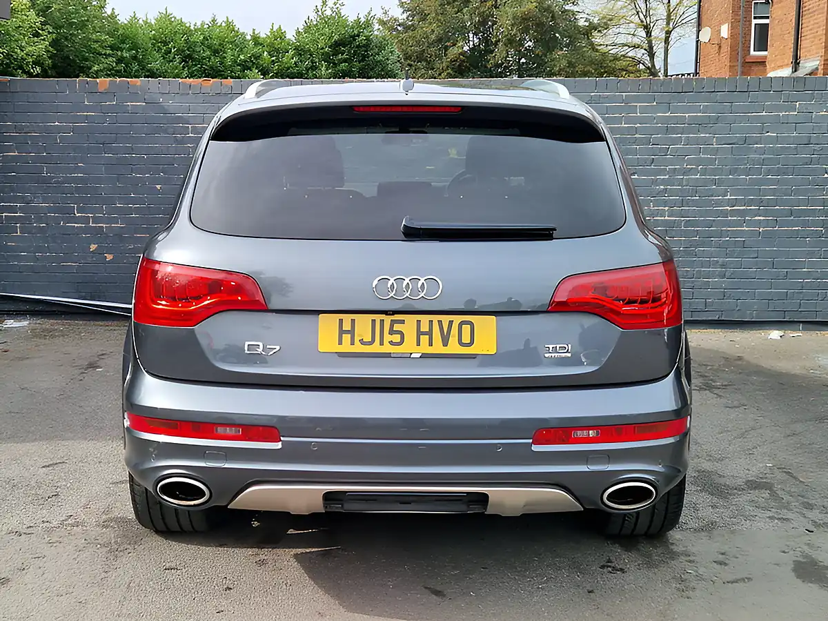 Used 2015 Audi Q7 S Line Sport Edition Grey - Interior and Exterior details 9