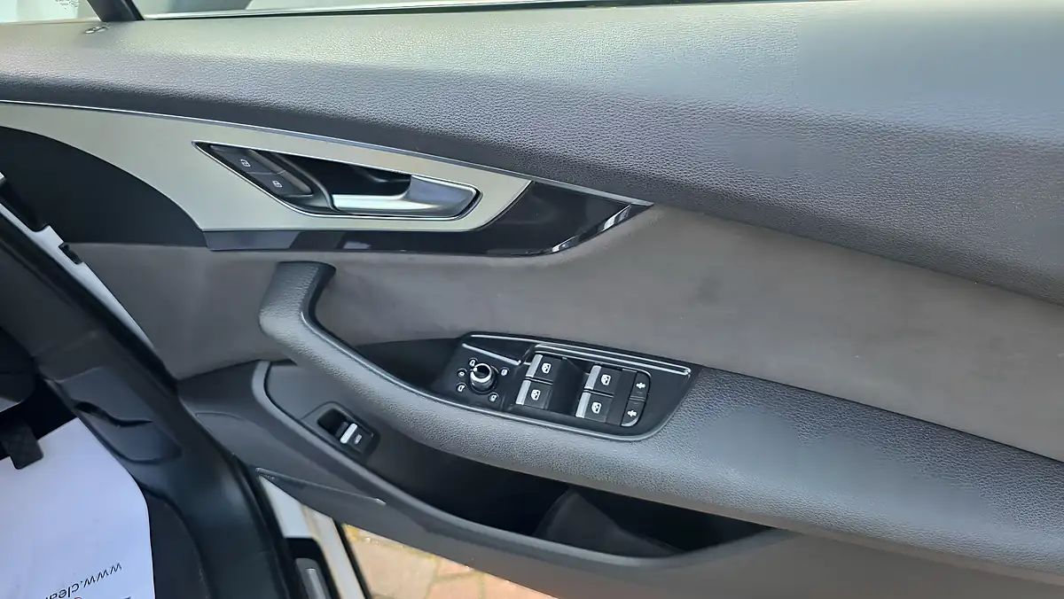 Used 2015 Audi Q7 S Line White - Interior and Exterior details 13