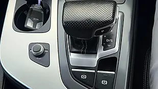 Used 2015 Audi Q7 S Line White - Interior and Exterior details 15