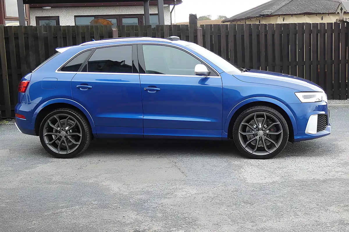 Used 2015 Audi RS Q3 Blue - Interior and Exterior details 2