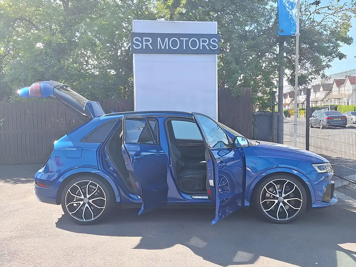 Used 2015 Audi RS Q3 S Tronic Blue - Interior and Exterior details 7