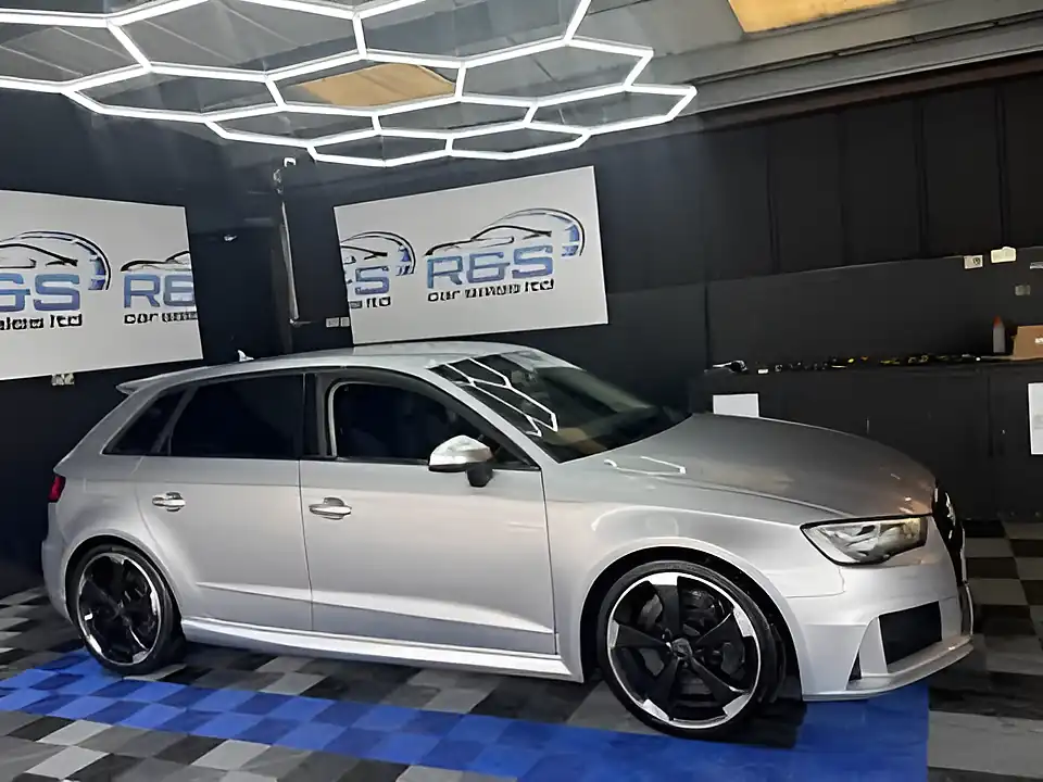 Used 2015 Audi RS3 Quattro Silver - Interior and Exterior details 4