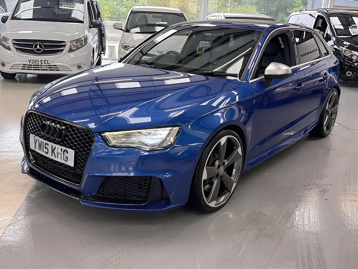 Used 2015 Audi RS3 Sportback S Tronic Quattro Blue - Front View