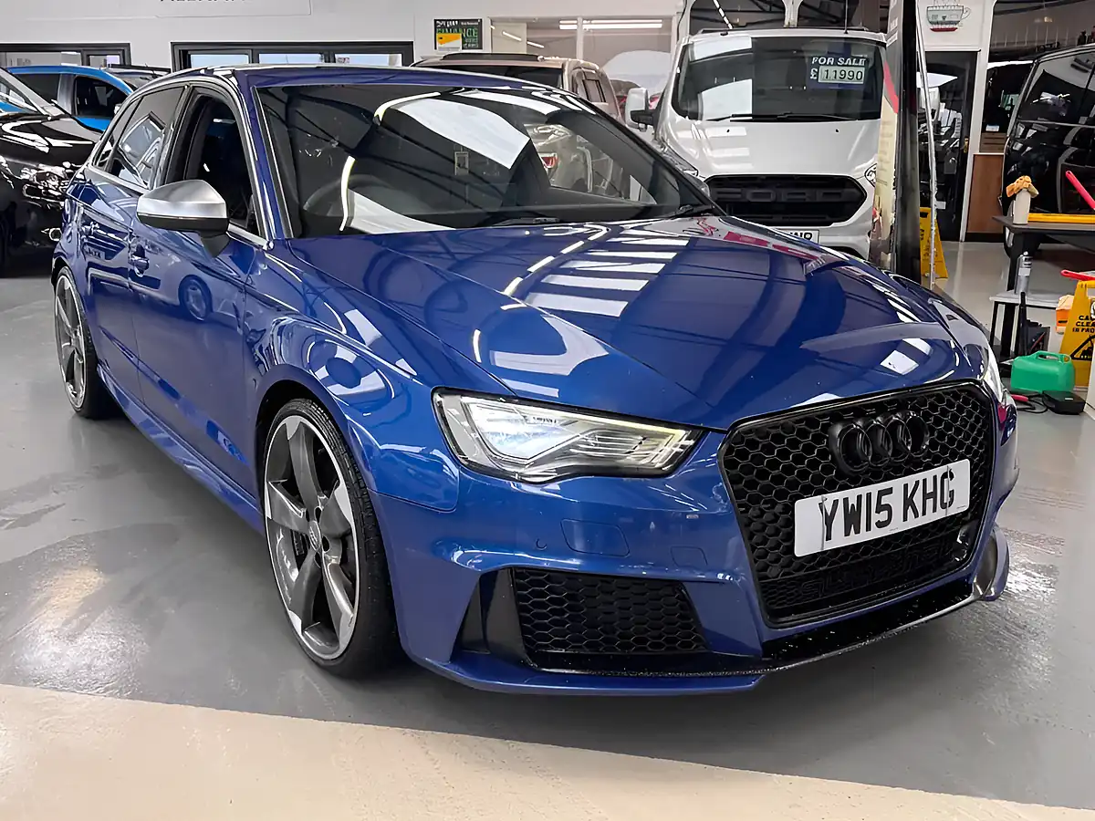 Used 2015 Audi RS3 Sportback S Tronic Quattro Blue - Interior and Exterior details 5