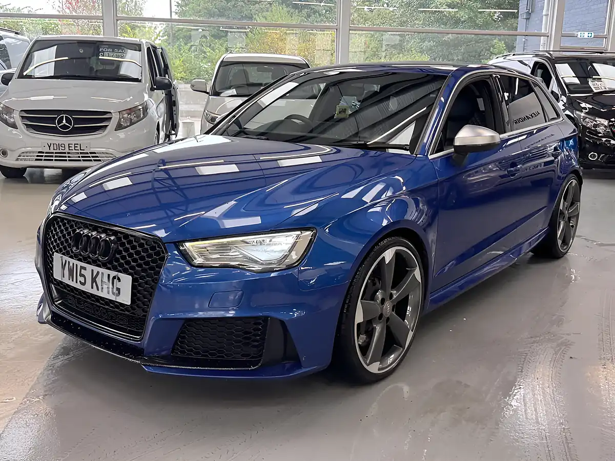 Used 2015 Audi RS3 Sportback S Tronic Quattro Blue - Interior and Exterior details 7
