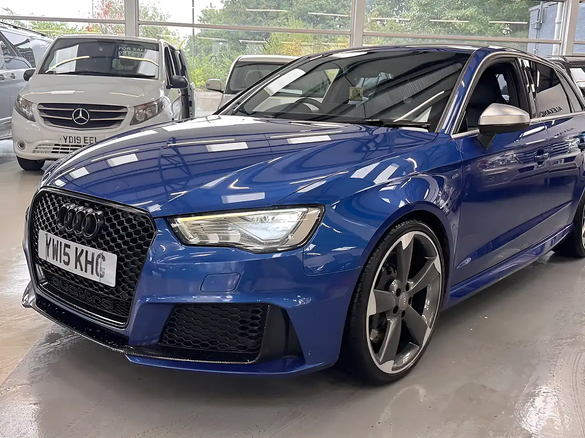 Used 2015 Audi RS3 Sportback S Tronic Quattro Blue - Interior and Exterior details 9