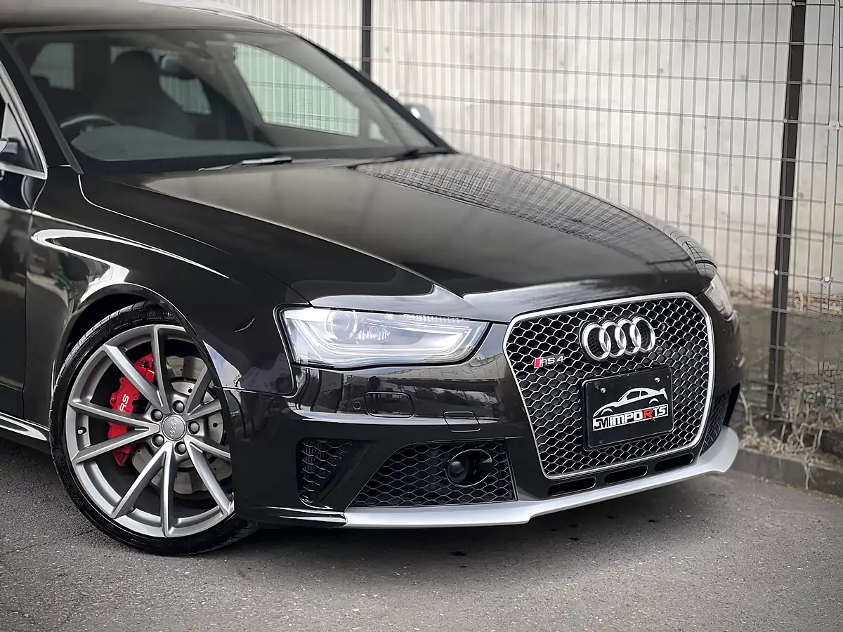 Used 2015 Audi RS4 Avant Black - Interior and Exterior details 17