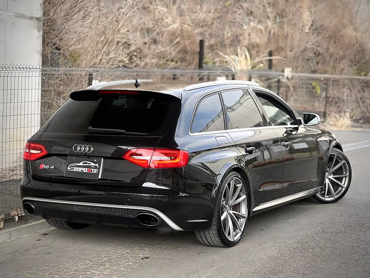Used 2015 Audi RS4 Avant Black - Interior and Exterior details 7