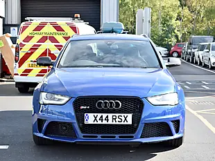 Used 2015 Audi RS4 Avant Blue - Interior and Exterior details 2