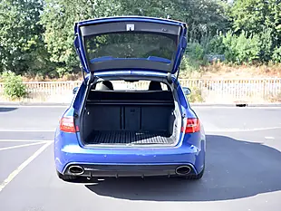 Used 2015 Audi RS4 Avant Blue - Interior and Exterior details 7