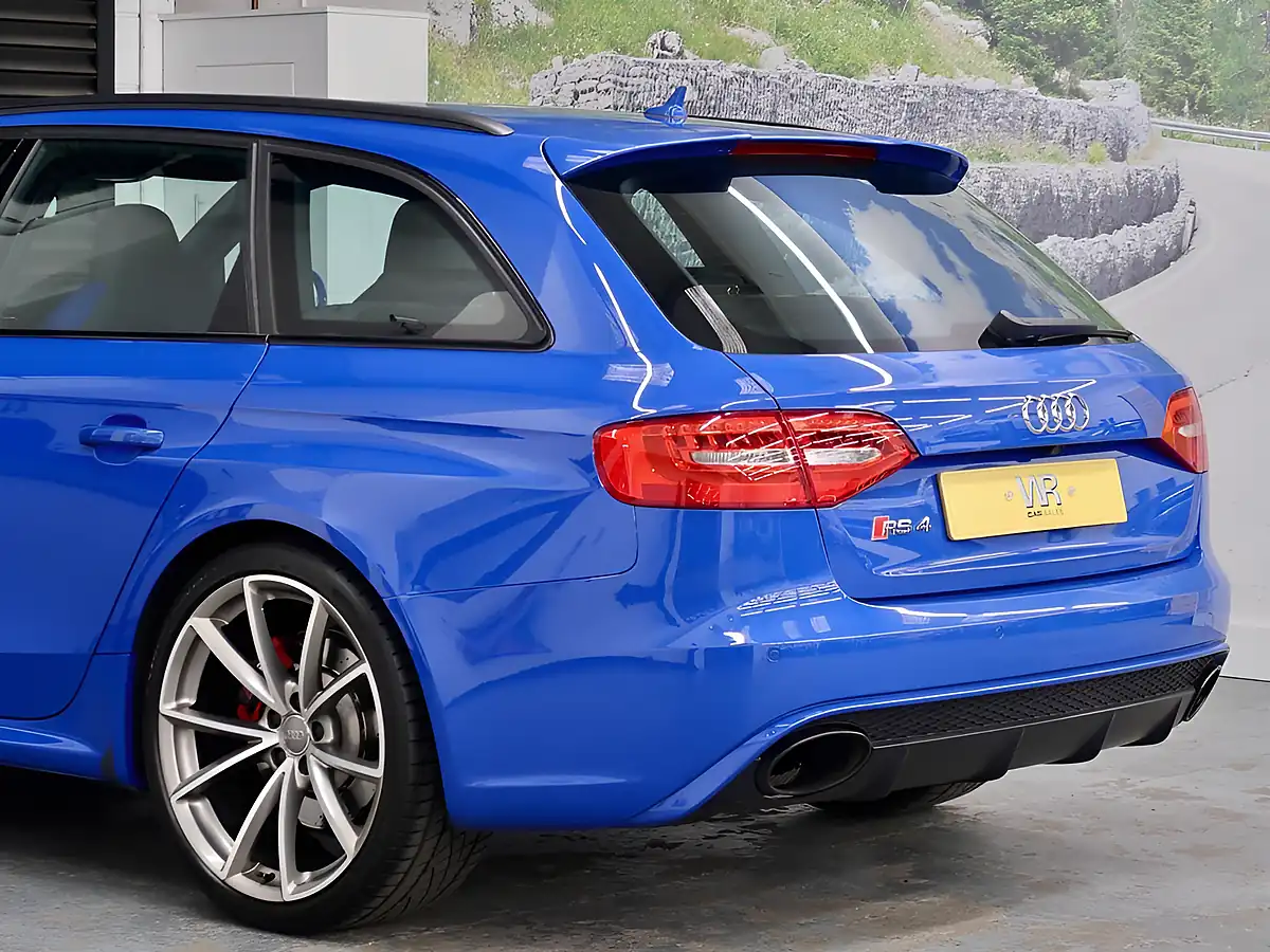 Used 2015 Audi RS4 Avant Nogaro Nogaro Blue - Interior and Exterior details 6