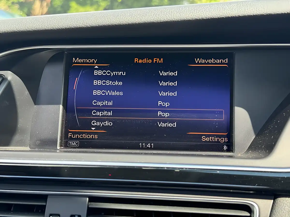 Used 2015 Audi RS4 Avant Palace Blue - Interior and Exterior details 14