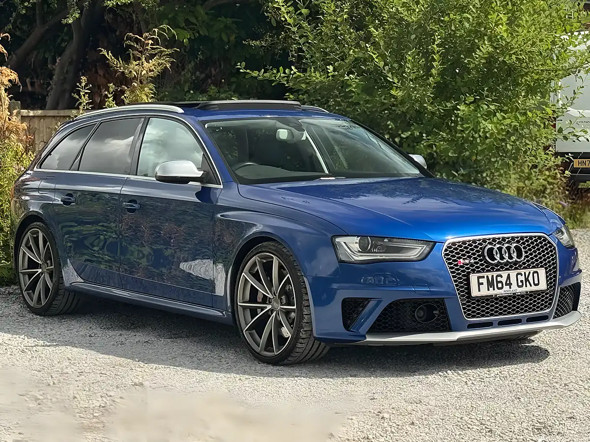 Used 2015 Audi RS4 Avant Palace Blue - Interior and Exterior details 3