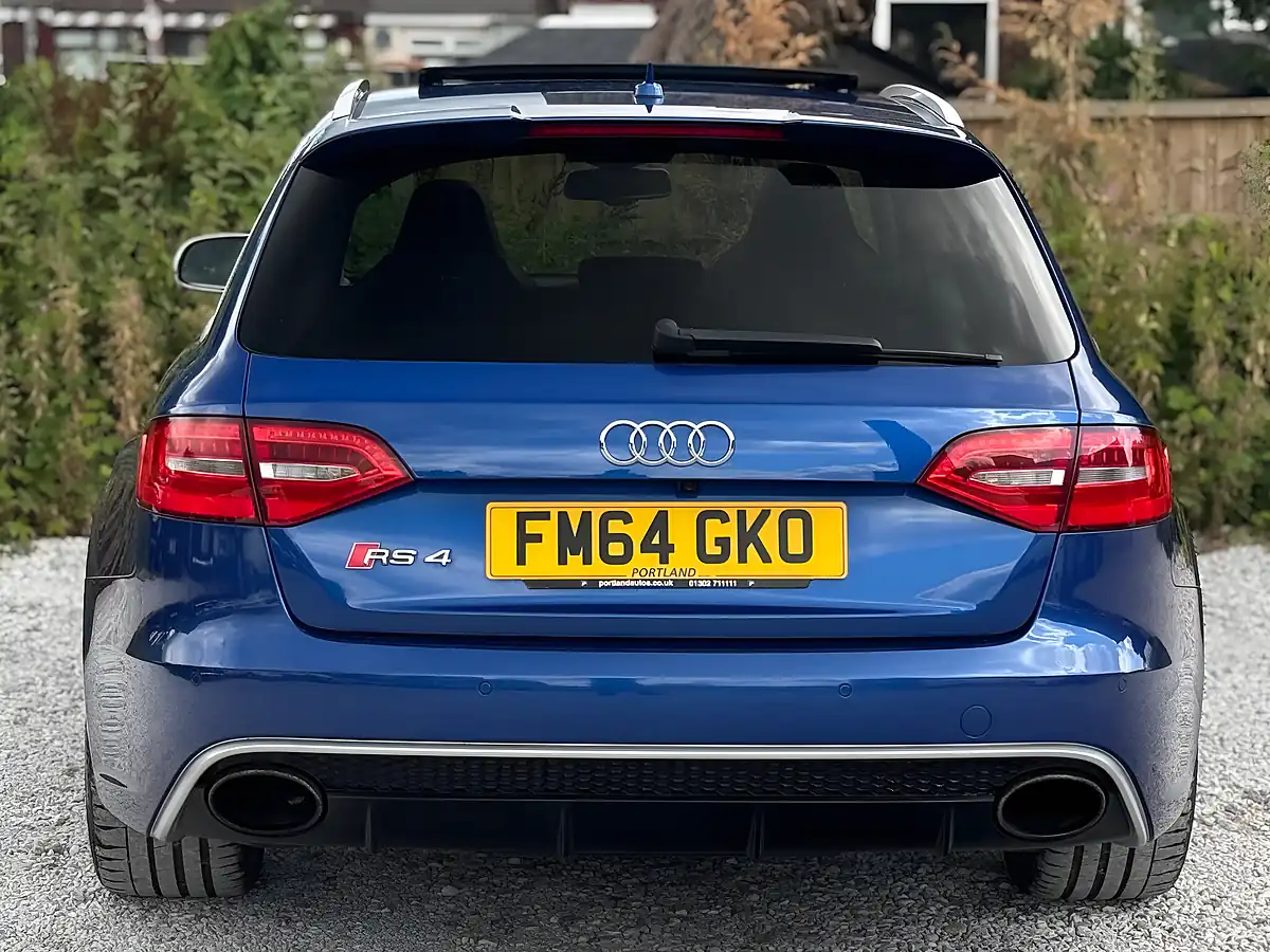 Used 2015 Audi RS4 Avant Palace Blue - Interior and Exterior details 8