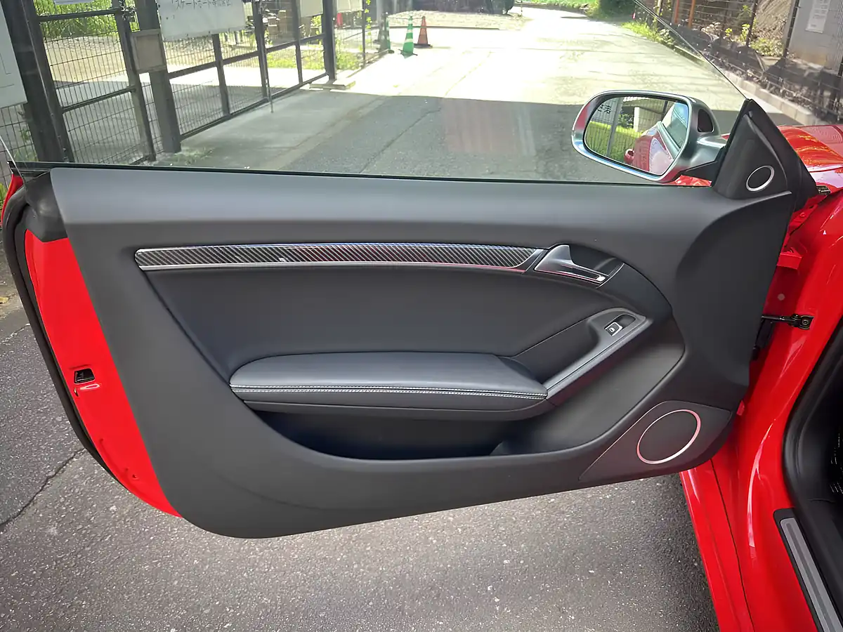 Used 2015 Audi RS5 Misano Red Pearl Effect - Interior and Exterior details 16