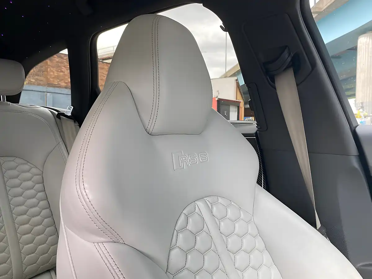Used 2015 Audi RS6 Avant Black - Interior and Exterior details 20