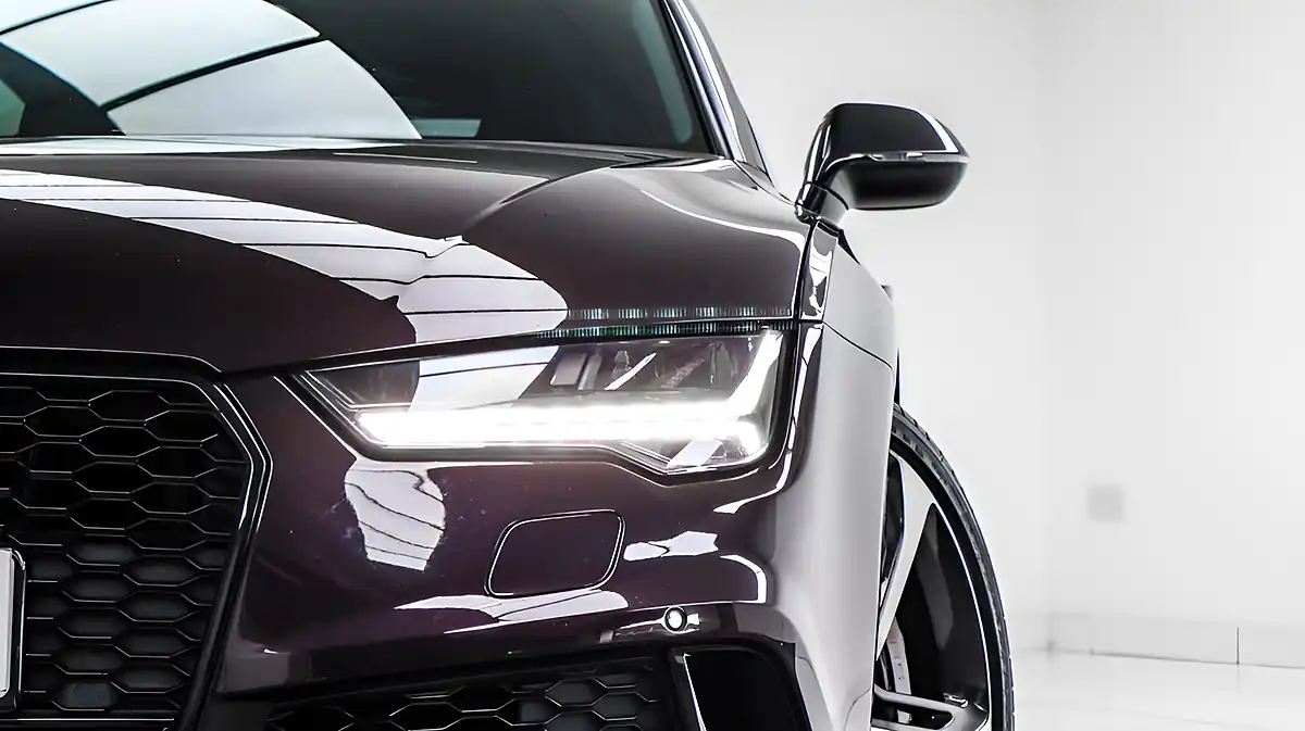 Used 2015 Audi RS7 Sportback Purple - Interior and Exterior details 11