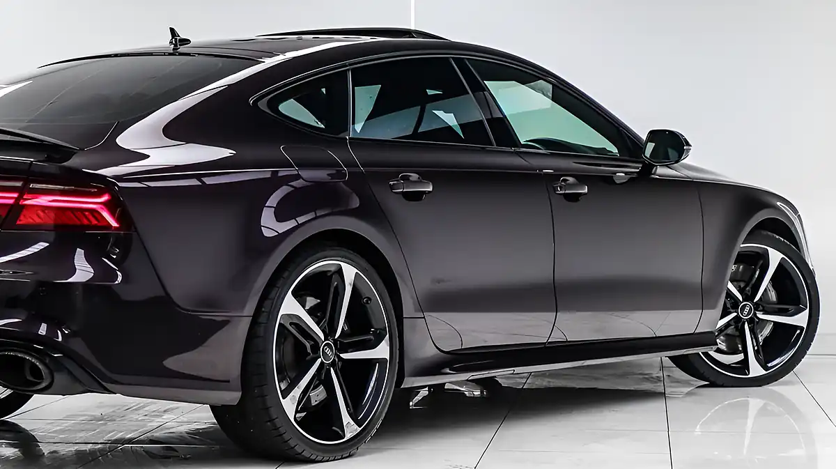 Used 2015 Audi RS7 Sportback Purple - Interior and Exterior details 15