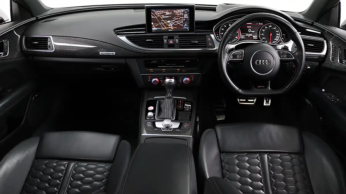 Used 2015 Audi RS7 Sportback Purple - Interior and Exterior details 18
